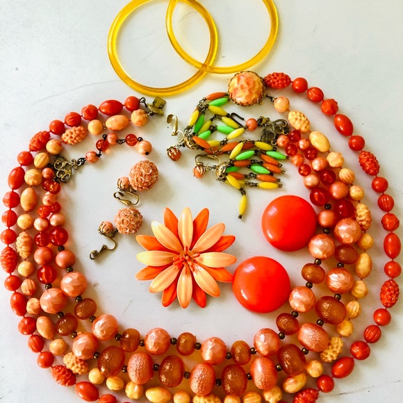 Retro vintage Orange Neon Bead Necklace Mod flower lot - Picture 12 of 16